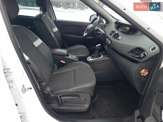 Білий Рено Сценік, об'ємом двигуна 1.5 л та пробігом 221 тис. км за 8150 $, фото 19 на Automoto.ua