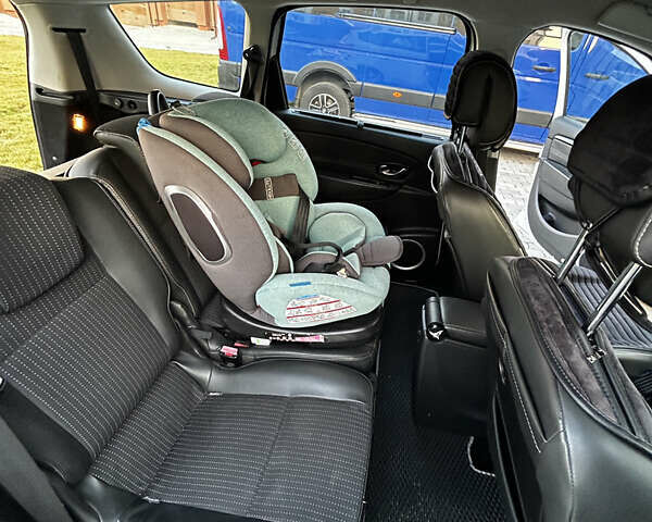 Білий Рено Сценік, об'ємом двигуна 1.5 л та пробігом 280 тис. км за 6500 $, фото 5 на Automoto.ua