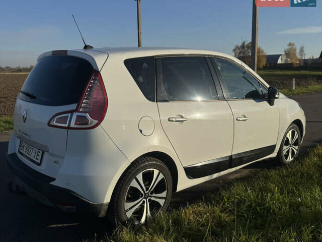 Білий Рено Сценік, об'ємом двигуна 1.46 л та пробігом 266 тис. км за 7800 $, фото 3 на Automoto.ua