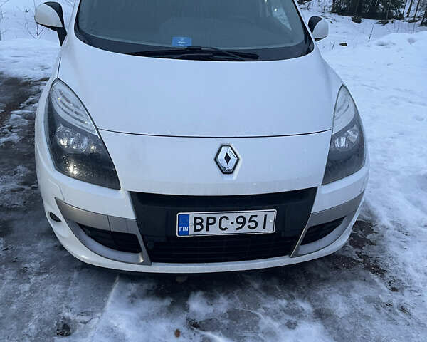 Білий Рено Сценік, об'ємом двигуна 1.5 л та пробігом 270 тис. км за 4000 $, фото 2 на Automoto.ua