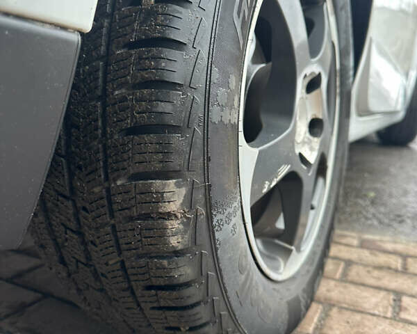 Білий Рено Сценік, об'ємом двигуна 1.6 л та пробігом 210 тис. км за 7599 $, фото 57 на Automoto.ua