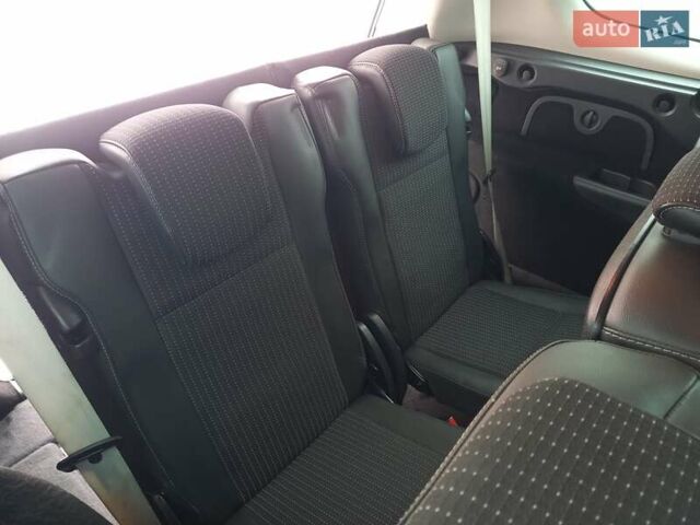 Білий Рено Сценік, об'ємом двигуна 1.5 л та пробігом 221 тис. км за 8150 $, фото 13 на Automoto.ua