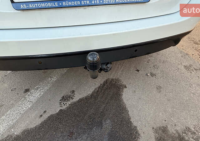 Белый Рено Сценик, объемом двигателя 1.6 л и пробегом 180 тыс. км за 9500 $, фото 14 на Automoto.ua