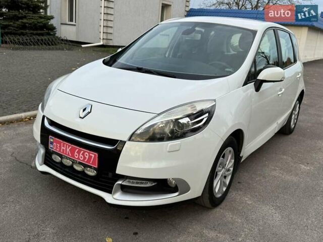 Рено Сценик 2012 в Радивилове на Automoto.ua Белый Рено Сценик, объемом двигателя 1.5 л и пробегом 205 тыс. км за 7800 $, фото 3 на Automoto.ua
