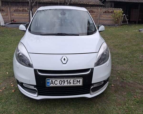 Білий Рено Сценік, об'ємом двигуна 1.6 л та пробігом 254 тис. км за 8300 $, фото 35 на Automoto.ua