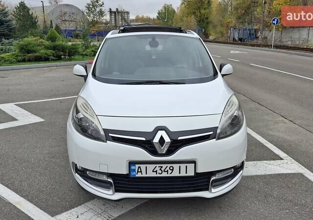 Рено Сценік 2012 у Василькове на Automoto.ua Білий Рено Сценік, об'ємом двигуна 1.46 л та пробігом 270 тис. км за 7600 $, фото 3 на Automoto.ua