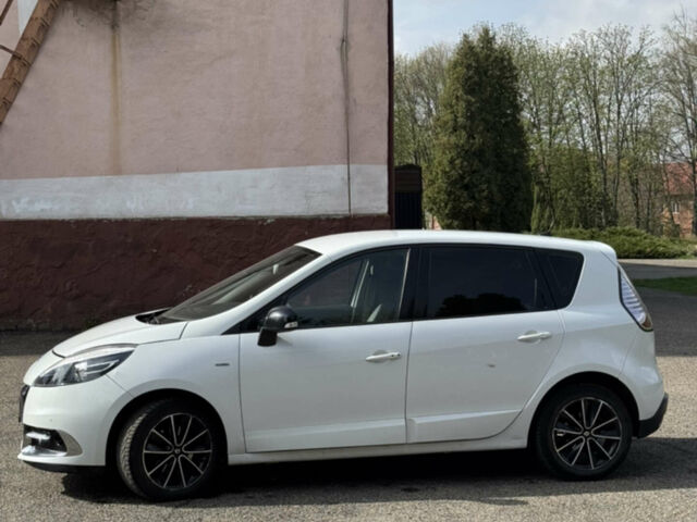 Білий Рено Сценік, об'ємом двигуна 1.5 л та пробігом 207 тис. км за 7500 $, фото 11 на Automoto.ua