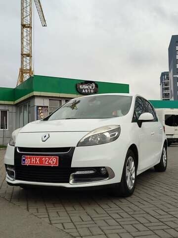 Белый Рено Сценик, объемом двигателя 1.5 л и пробегом 255 тыс. км за 8850 $, фото 5 на Automoto.ua