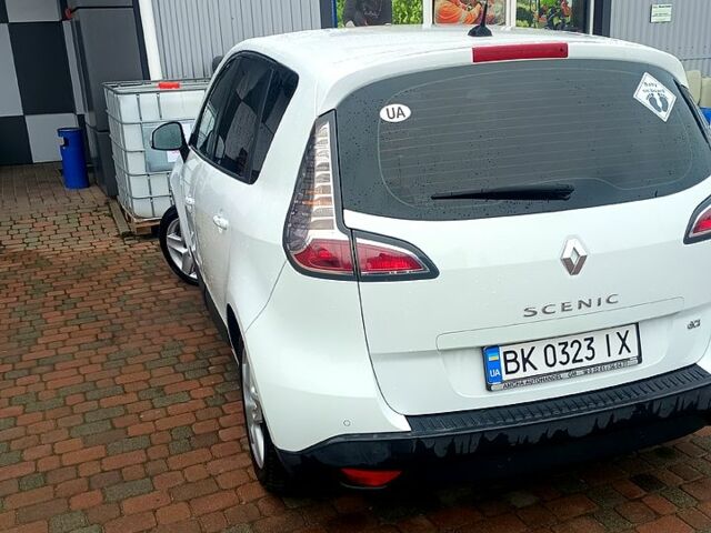Білий Рено Сценік, об'ємом двигуна 1.6 л та пробігом 305 тис. км за 8280 $, фото 5 на Automoto.ua