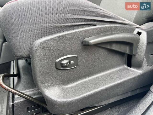 Білий Рено Сценік, об'ємом двигуна 2 л та пробігом 292 тис. км за 7800 $, фото 14 на Automoto.ua