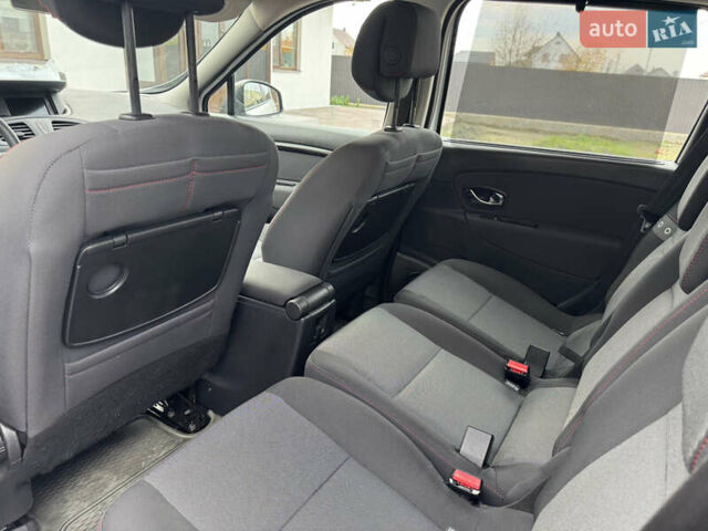 Білий Рено Сценік, об'ємом двигуна 1.46 л та пробігом 185 тис. км за 7650 $, фото 27 на Automoto.ua