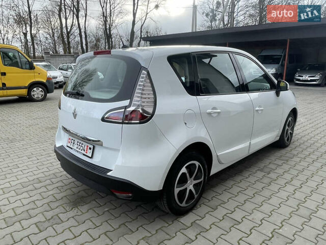 Белый Рено Сценик, объемом двигателя 2 л и пробегом 203 тыс. км за 8500 $, фото 7 на Automoto.ua