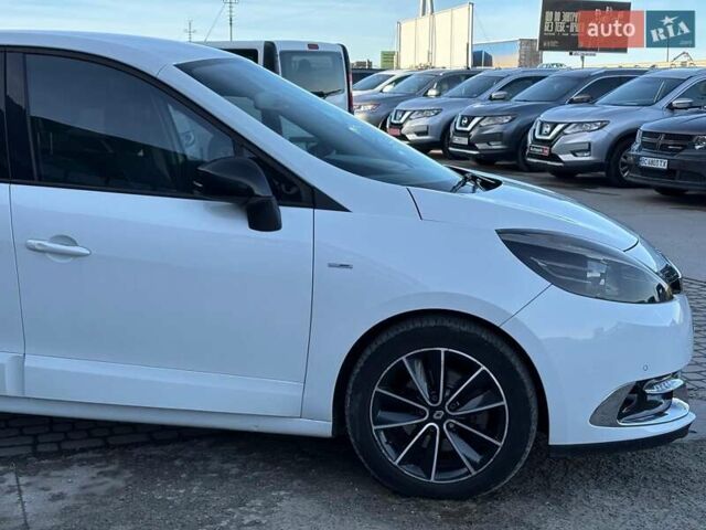 Белый Рено Сценик, объемом двигателя 1.5 л и пробегом 192 тыс. км за 9190 $, фото 4 на Automoto.ua