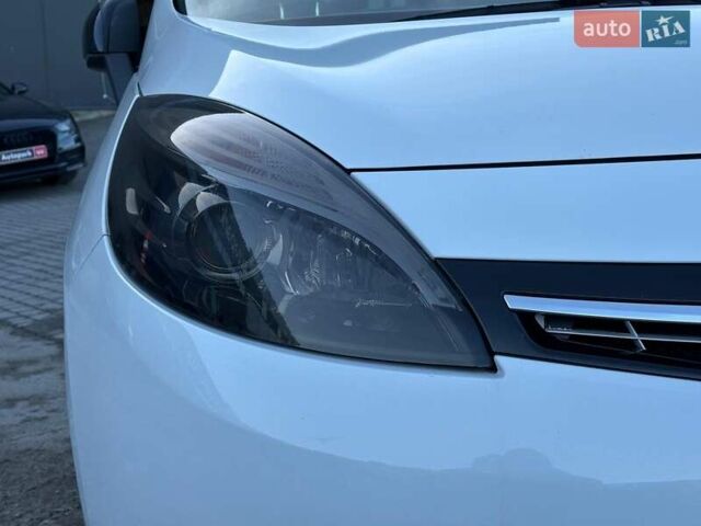 Белый Рено Сценик, объемом двигателя 1.5 л и пробегом 192 тыс. км за 9190 $, фото 2 на Automoto.ua