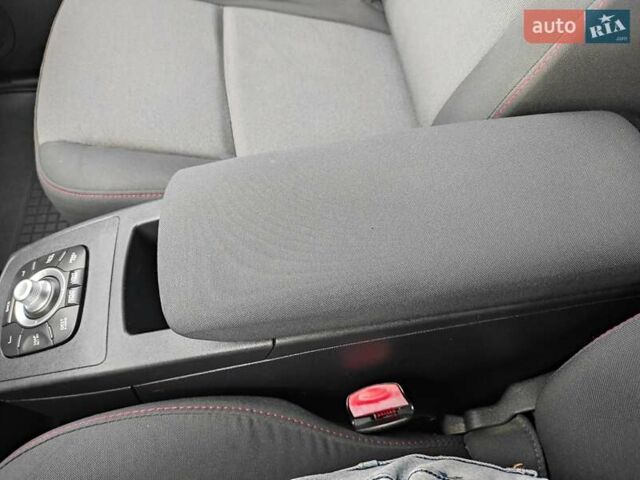 Білий Рено Сценік, об'ємом двигуна 1.46 л та пробігом 236 тис. км за 6999 $, фото 57 на Automoto.ua