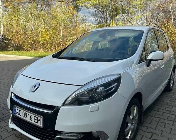 Білий Рено Сценік, об'ємом двигуна 1.6 л та пробігом 254 тис. км за 8300 $, фото 16 на Automoto.ua