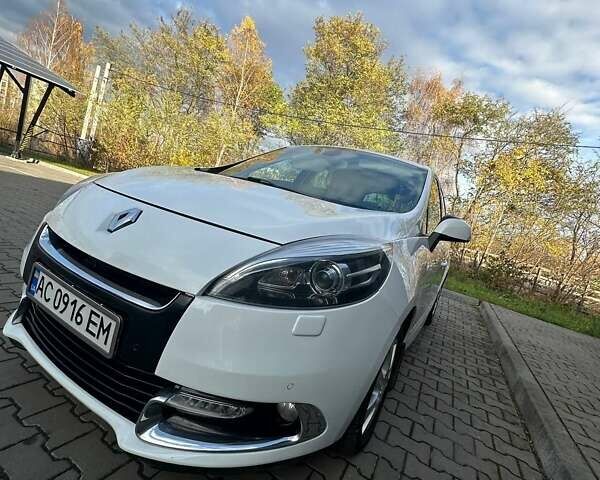 Білий Рено Сценік, об'ємом двигуна 1.6 л та пробігом 254 тис. км за 8300 $, фото 8 на Automoto.ua