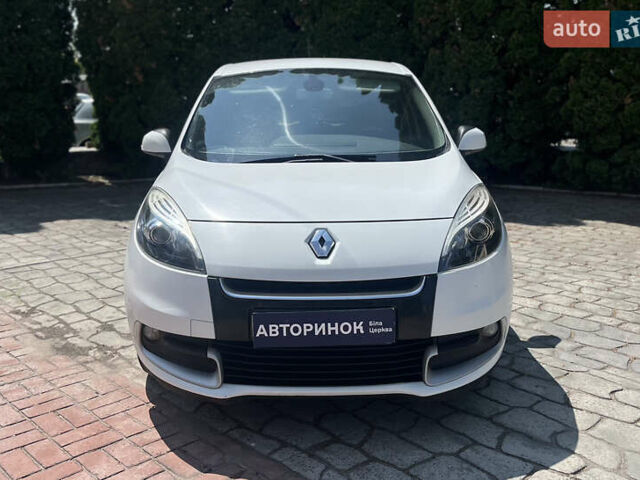 Белый Рено Сценик, объемом двигателя 1.46 л и пробегом 355 тыс. км за 7500 $, фото 7 на Automoto.ua