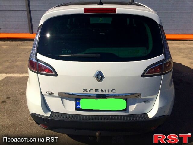 Рено Сценик 2012 в Харькове на Automoto.ua Белый Рено Сценик, объемом двигателя 16 л и пробегом 252 тыс. км за 8500 $, фото 2 на Automoto.ua