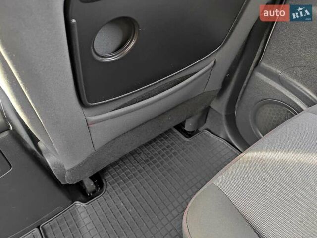 Білий Рено Сценік, об'ємом двигуна 1.46 л та пробігом 236 тис. км за 6999 $, фото 31 на Automoto.ua