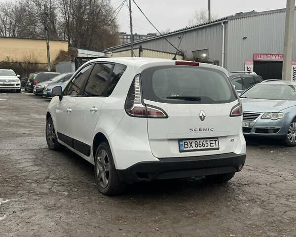 Білий Рено Сценік, об'ємом двигуна 1.46 л та пробігом 330 тис. км за 5700 $, фото 4 на Automoto.ua