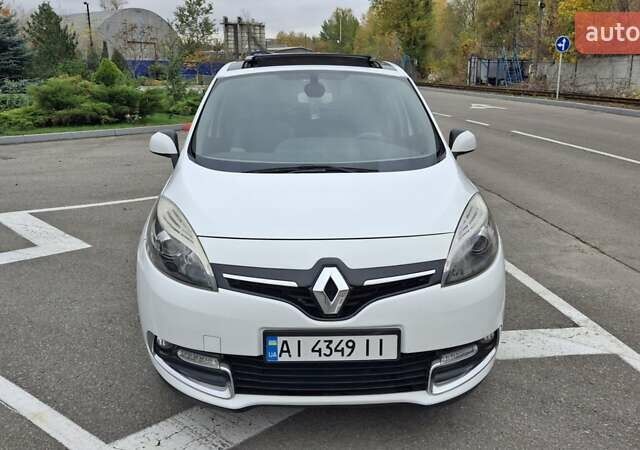 Рено Сценік 2012 у Василькове на Automoto.ua Білий Рено Сценік, об'ємом двигуна 1.46 л та пробігом 272 тис. км за 7000 $, фото 11 на Automoto.ua