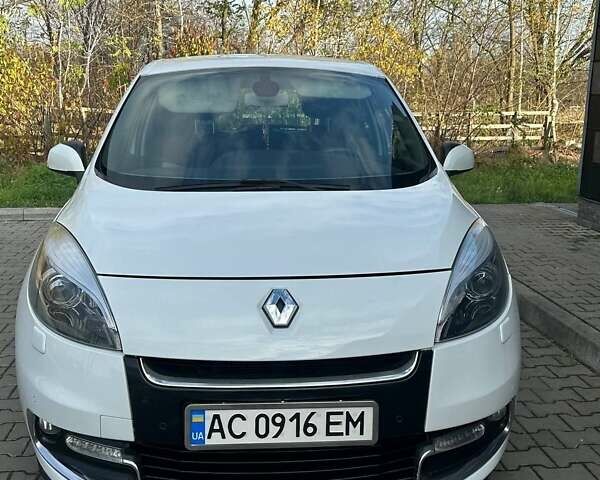 Білий Рено Сценік, об'ємом двигуна 1.6 л та пробігом 254 тис. км за 8300 $, фото 9 на Automoto.ua