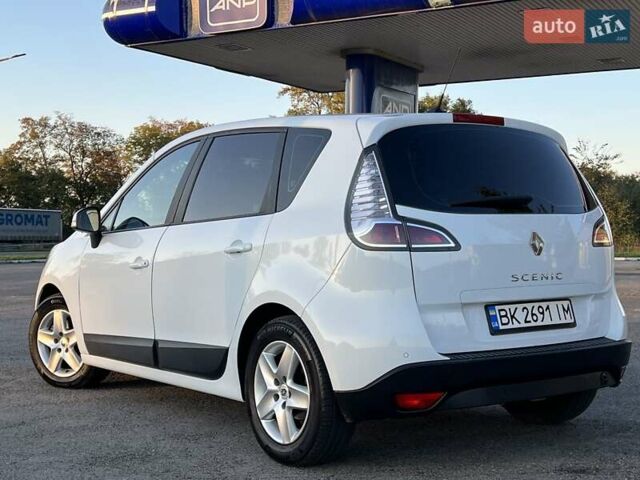 Білий Рено Сценік, об'ємом двигуна 1.6 л та пробігом 186 тис. км за 8999 $, фото 6 на Automoto.ua