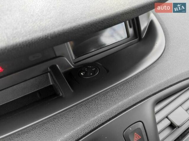 Білий Рено Сценік, об'ємом двигуна 1.46 л та пробігом 236 тис. км за 6999 $, фото 60 на Automoto.ua