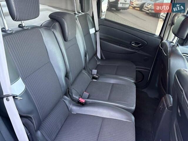 Белый Рено Сценик, объемом двигателя 1.5 л и пробегом 192 тыс. км за 9190 $, фото 35 на Automoto.ua