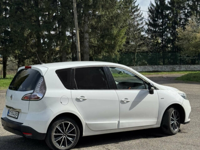 Білий Рено Сценік, об'ємом двигуна 1.5 л та пробігом 207 тис. км за 7500 $, фото 4 на Automoto.ua
