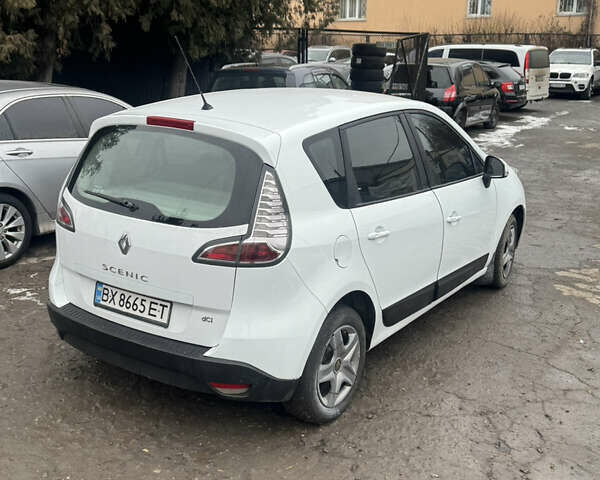 Білий Рено Сценік, об'ємом двигуна 1.46 л та пробігом 330 тис. км за 5700 $, фото 10 на Automoto.ua