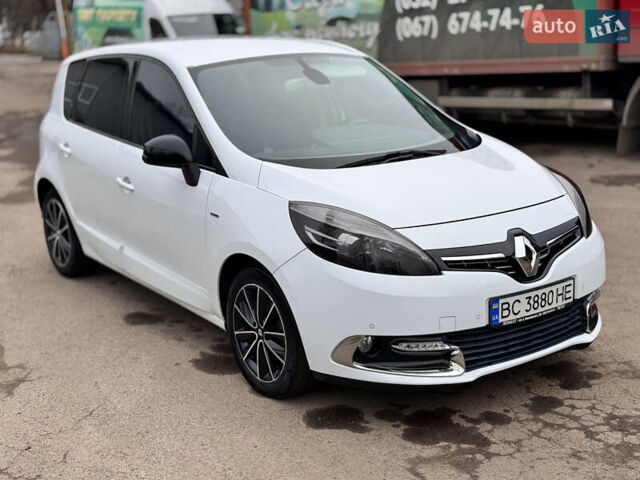 Белый Рено Сценик, объемом двигателя 1.46 л и пробегом 287 тыс. км за 8300 $, фото 46 на Automoto.ua
