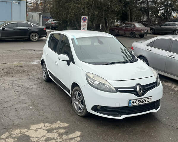 Білий Рено Сценік, об'ємом двигуна 1.46 л та пробігом 330 тис. км за 5700 $, фото 9 на Automoto.ua