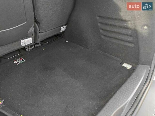 Білий Рено Сценік, об'ємом двигуна 1.46 л та пробігом 236 тис. км за 6999 $, фото 32 на Automoto.ua