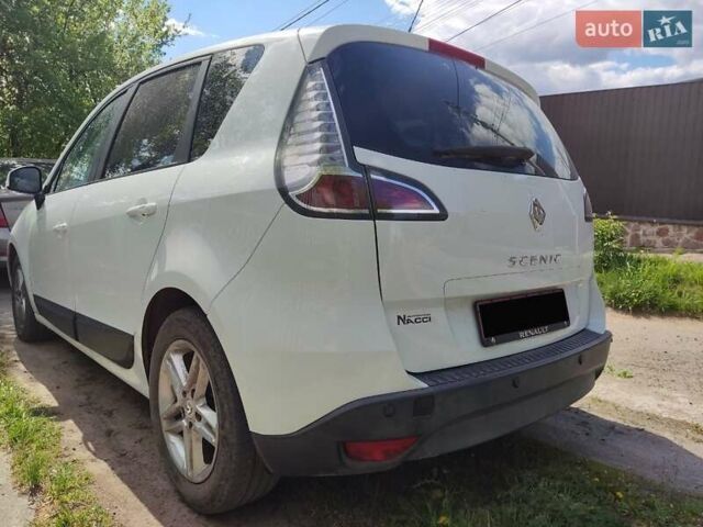 Белый Рено Сценик, объемом двигателя 1.6 л и пробегом 210 тыс. км за 8999 $, фото 8 на Automoto.ua