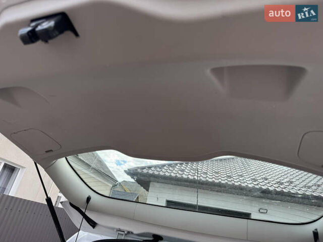 Белый Рено Сценик, объемом двигателя 1.46 л и пробегом 185 тыс. км за 7900 $, фото 33 на Automoto.ua