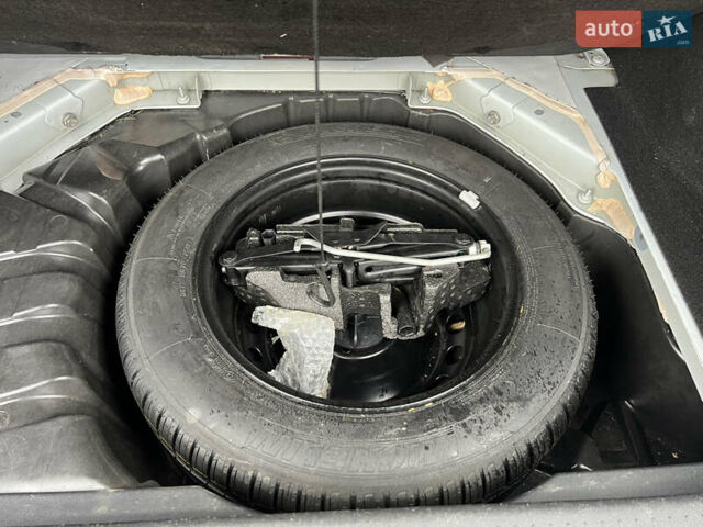 Белый Рено Сценик, объемом двигателя 1.46 л и пробегом 190 тыс. км за 9750 $, фото 31 на Automoto.ua