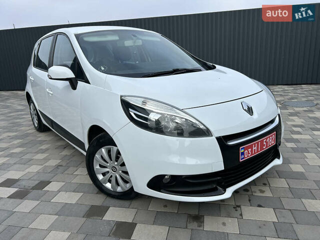 Белый Рено Сценик, объемом двигателя 1.5 л и пробегом 148 тыс. км за 8400 $, фото 65 на Automoto.ua