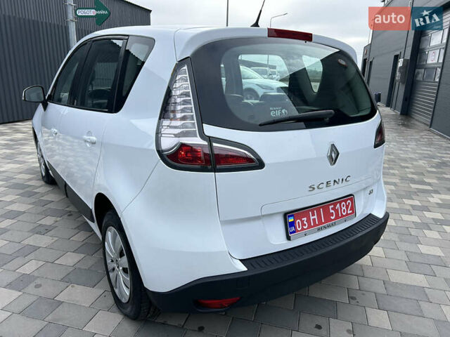 Белый Рено Сценик, объемом двигателя 1.5 л и пробегом 148 тыс. км за 8400 $, фото 5 на Automoto.ua