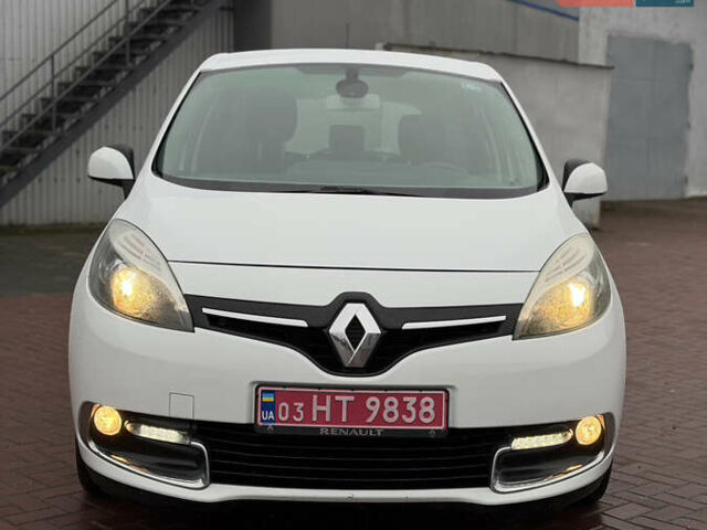 Белый Рено Сценик, объемом двигателя 1.6 л и пробегом 260 тыс. км за 7950 $, фото 2 на Automoto.ua