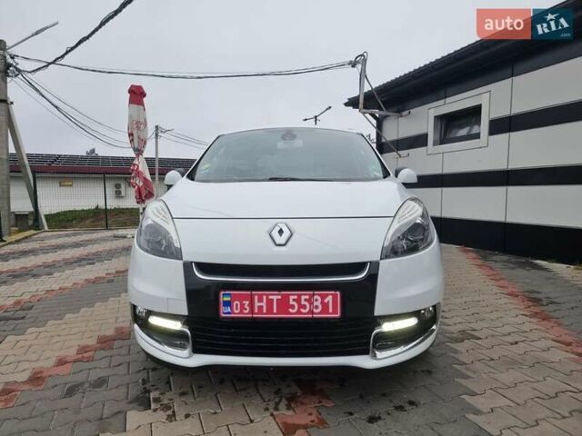 Белый Рено Сценик, объемом двигателя 1.5 л и пробегом 223 тыс. км за 8400 $, фото 1 на Automoto.ua
