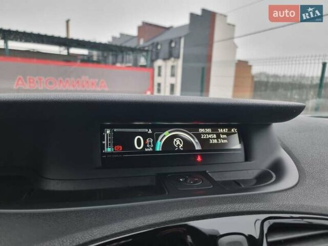 Белый Рено Сценик, объемом двигателя 1.5 л и пробегом 223 тыс. км за 8400 $, фото 40 на Automoto.ua