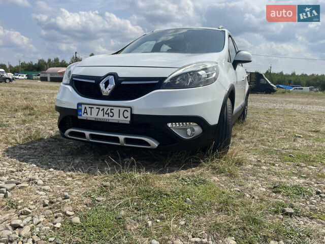 Белый Рено Сценик, объемом двигателя 1.5 л и пробегом 299 тыс. км за 8900 $, фото 1 на Automoto.ua