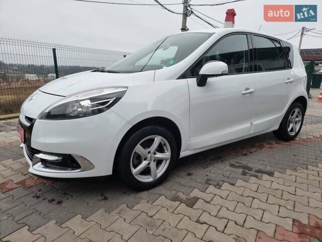 Белый Рено Сценик, объемом двигателя 1.5 л и пробегом 223 тыс. км за 8400 $, фото 4 на Automoto.ua