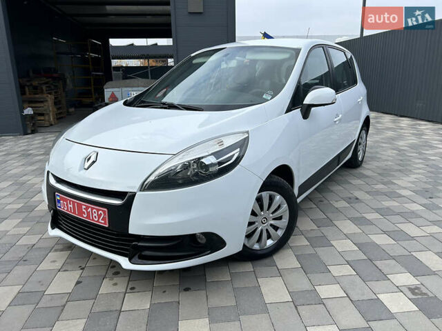 Белый Рено Сценик, объемом двигателя 1.5 л и пробегом 148 тыс. км за 8400 $, фото 70 на Automoto.ua