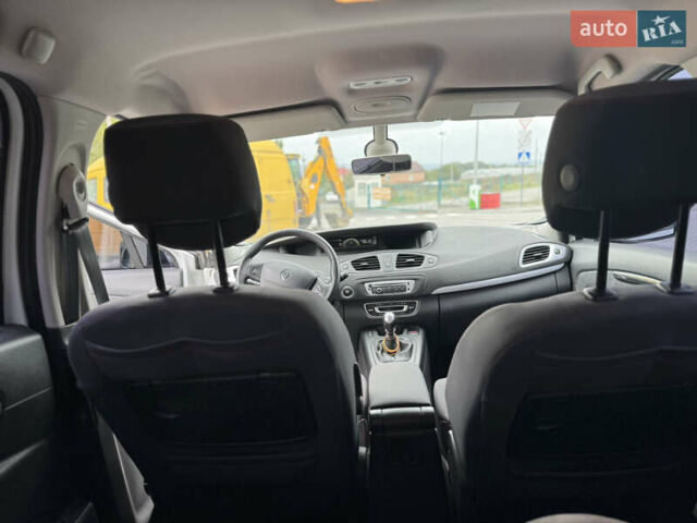 Білий Рено Сценік, об'ємом двигуна 1.46 л та пробігом 210 тис. км за 9299 $, фото 9 на Automoto.ua