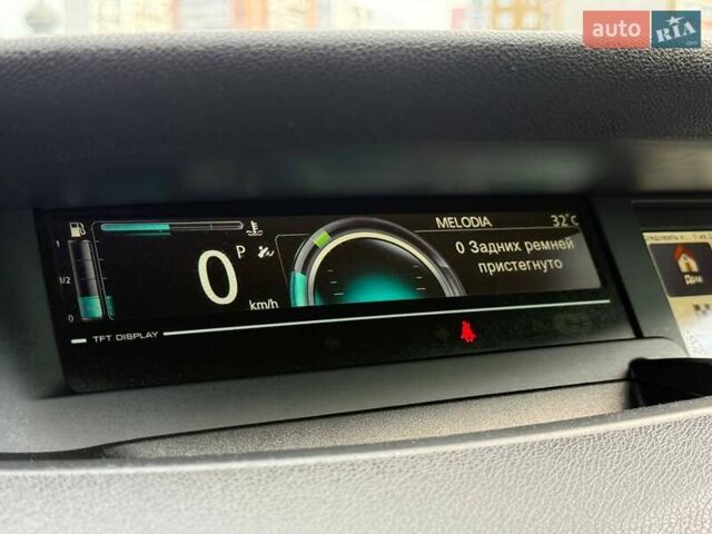 Белый Рено Сценик, объемом двигателя 1.46 л и пробегом 235 тыс. км за 8790 $, фото 21 на Automoto.ua