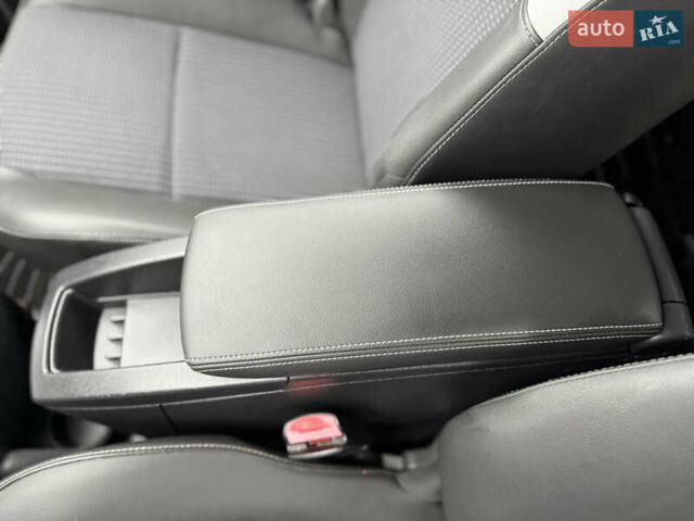 Белый Рено Сценик, объемом двигателя 1.6 л и пробегом 260 тыс. км за 7950 $, фото 30 на Automoto.ua