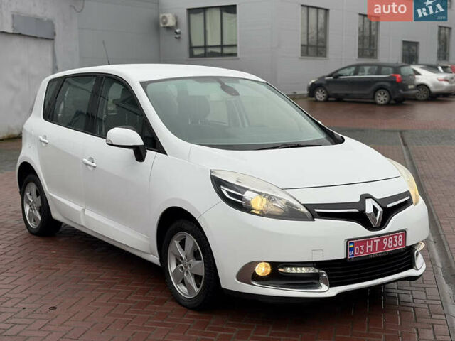 Белый Рено Сценик, объемом двигателя 1.6 л и пробегом 260 тыс. км за 7950 $, фото 14 на Automoto.ua